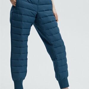 Fabletics Aspen Puffer Jogger